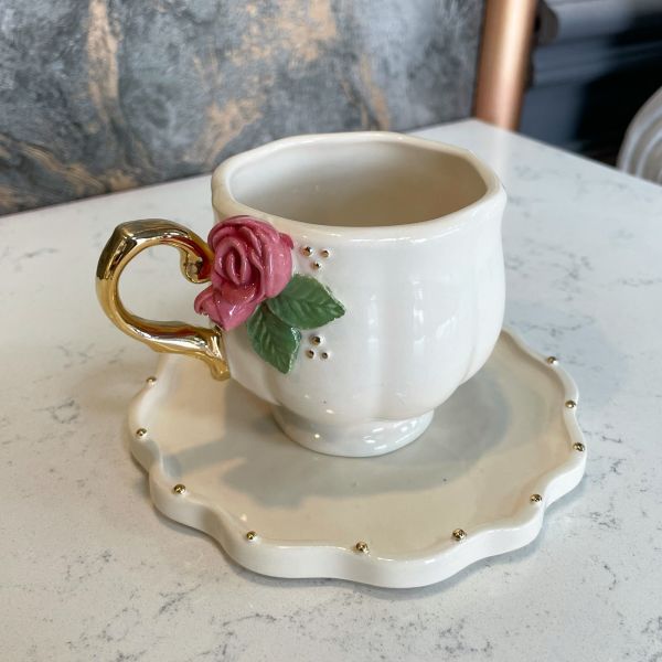 Güllü Çay Fincanı Tabaklı