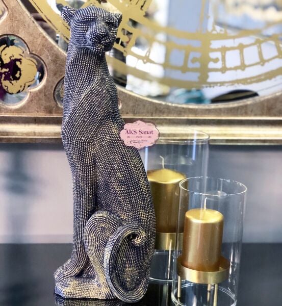 Işıltılı Jaguar