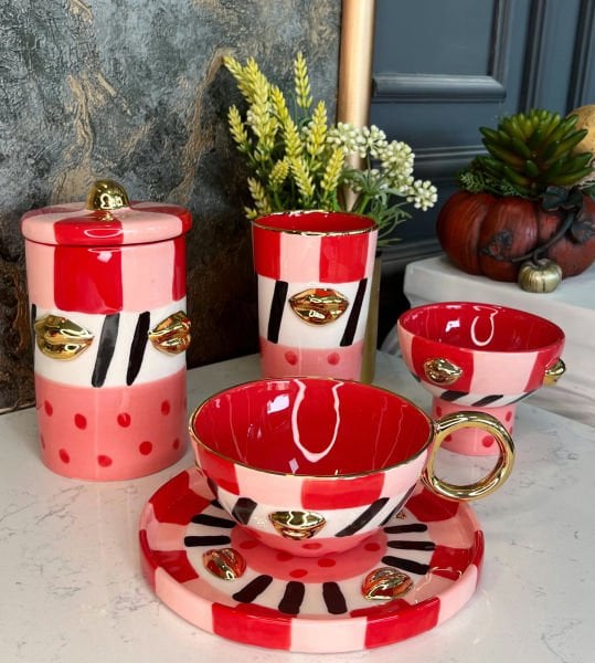 Pembe Kırmızı Dudaklı Ayaklı Mini Kase