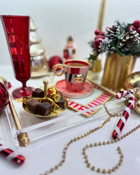 Pembe Kırmızı Dudaklı Türk Kahvesi Fincanı-Konik