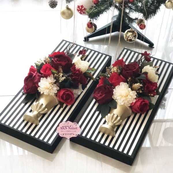 Çizgili Çiçekli Tablo İkili