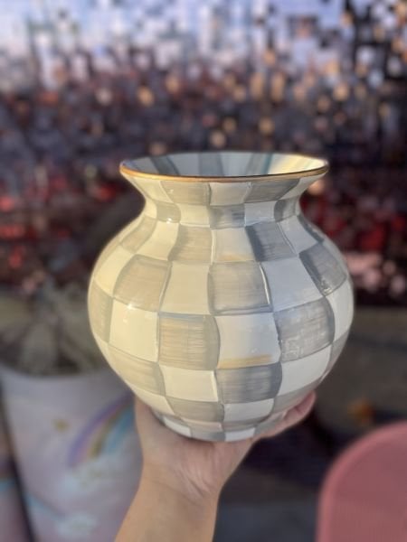 Damalı Tombul Vazo