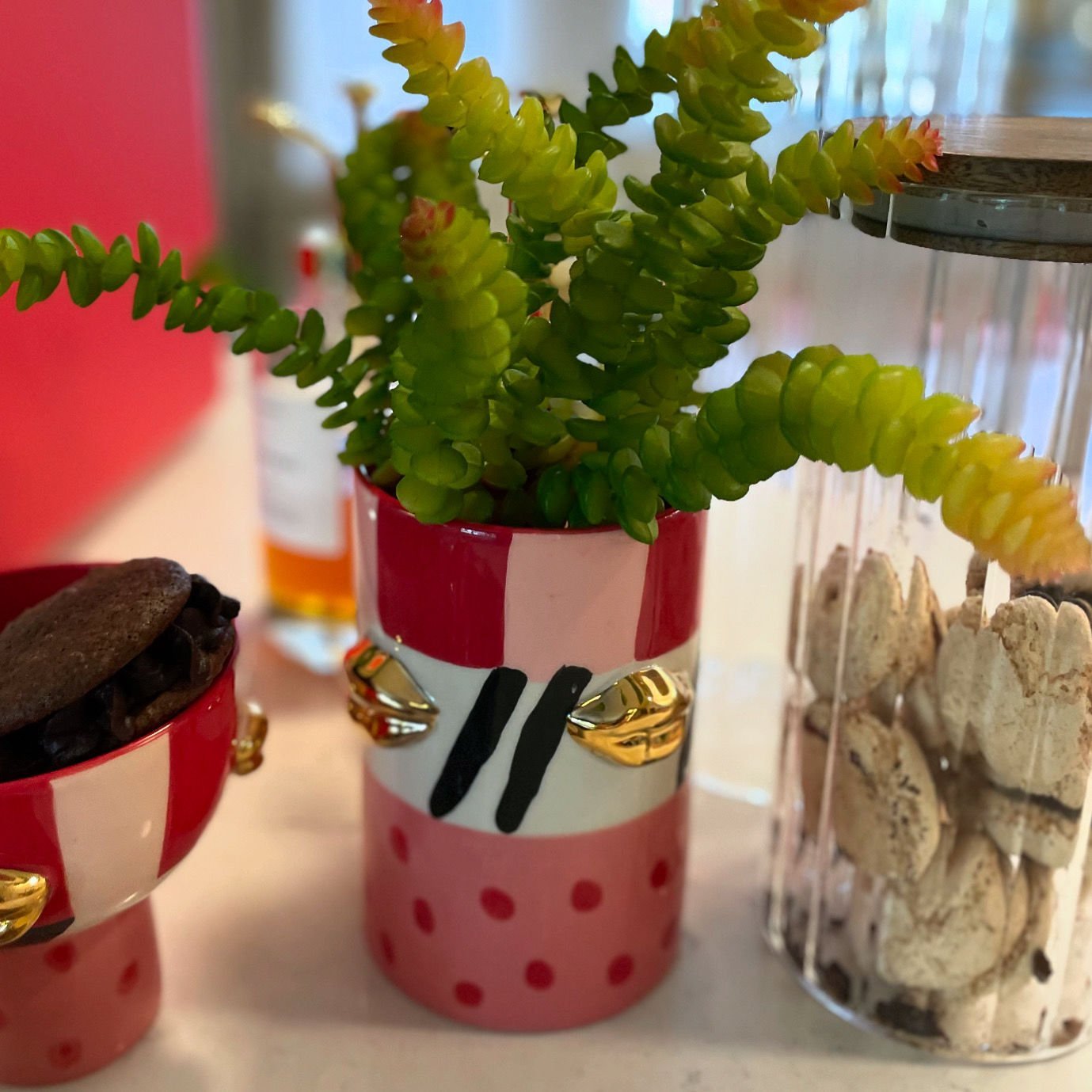 Pembe Kırmızı Dudaklı vazo