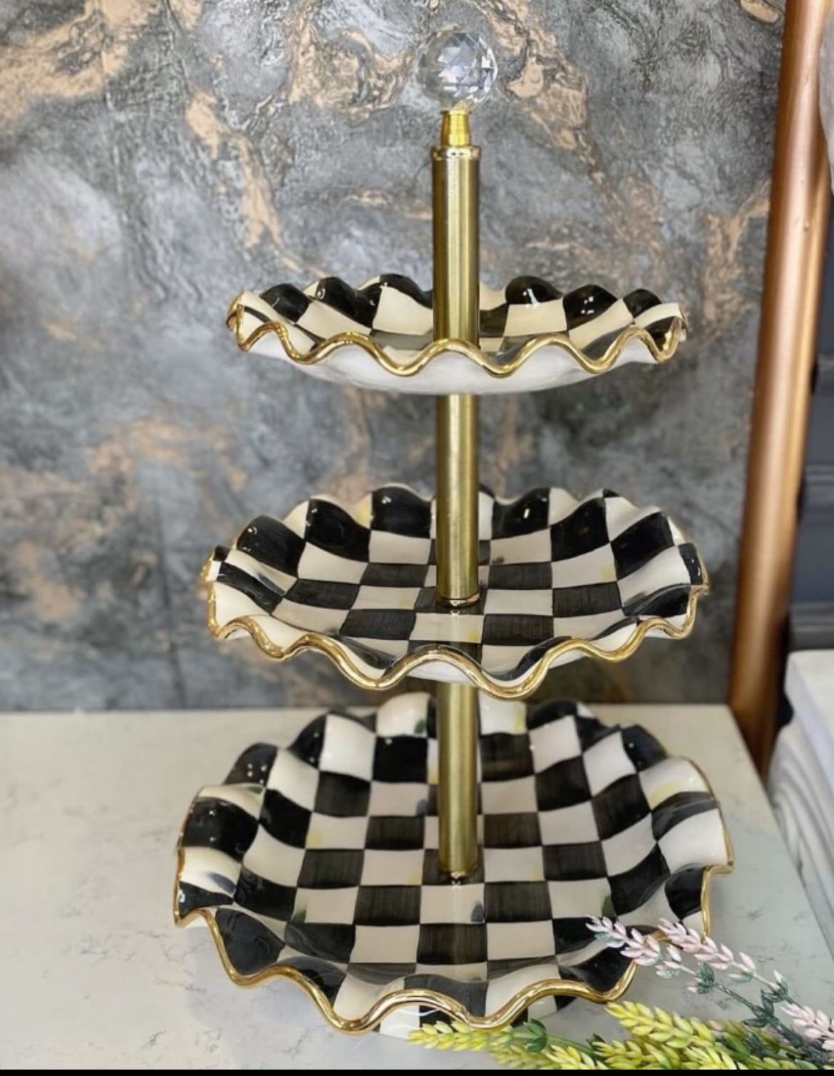 Fırfırlı Üç Katlı İkramlık