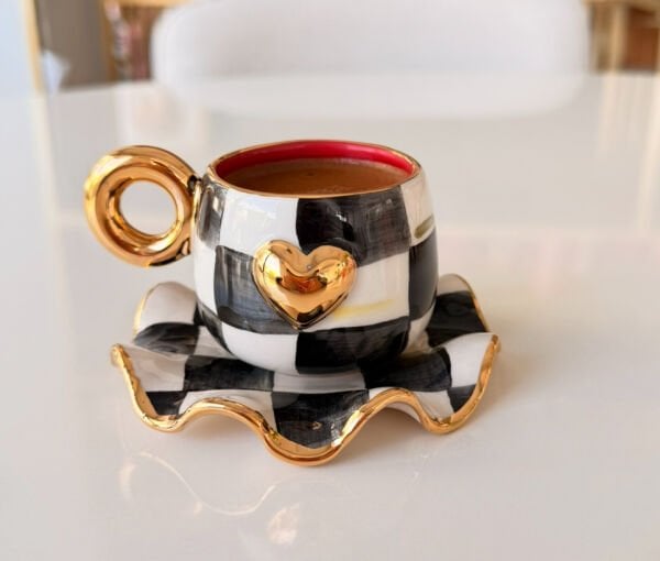 Kalpli Türk Kahvesi fincanı