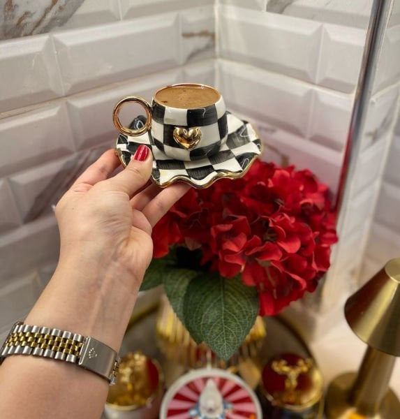 Kalpli Türk Kahvesi fincanı