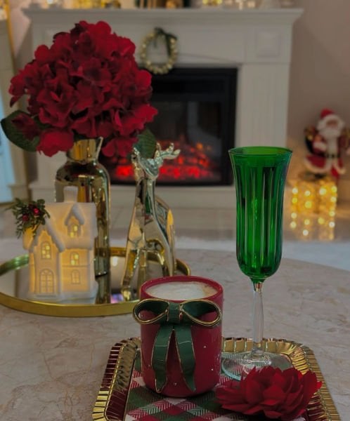 Kurdele Kupa Kırmızı