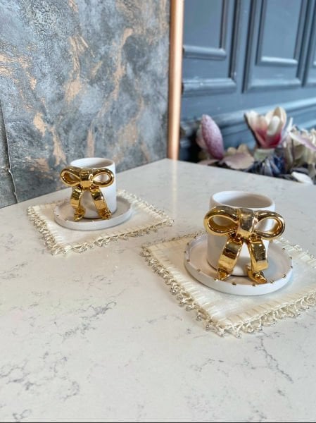 Kurdele Türk Kahvesi fincanı Krem-Gold