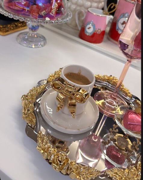 Kurdele Türk Kahvesi fincanı Krem-Gold