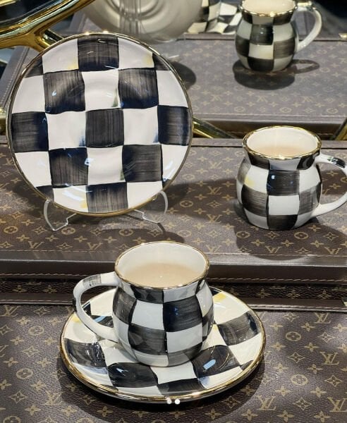 Damalı Türk kahvesi fincanı